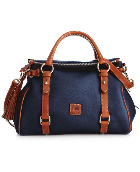 who sells dooney and bourke